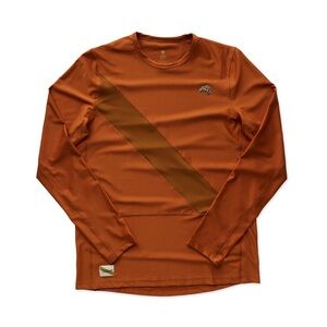 NWOT Tracksmith Men’s Van Cortlandt Long Sleeve Small Caramel and Brick Red
